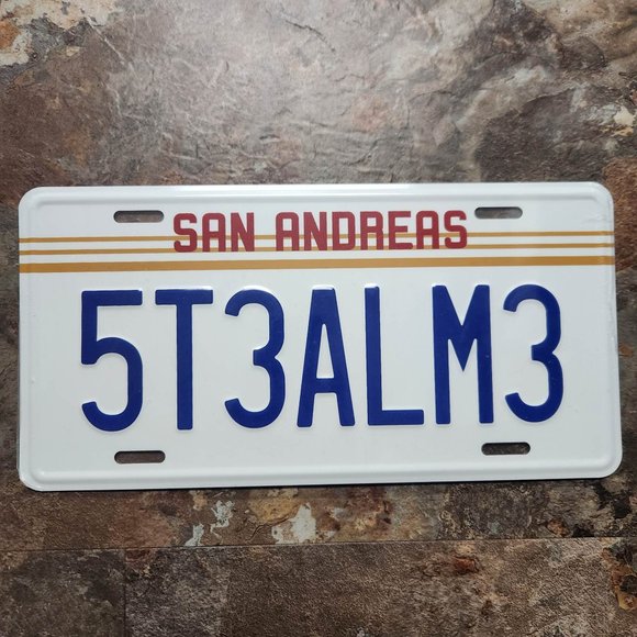 Grand Theft Auto San Andreas License Plate "Reads: Steal me" - New in plastic - Picture 1 of 2